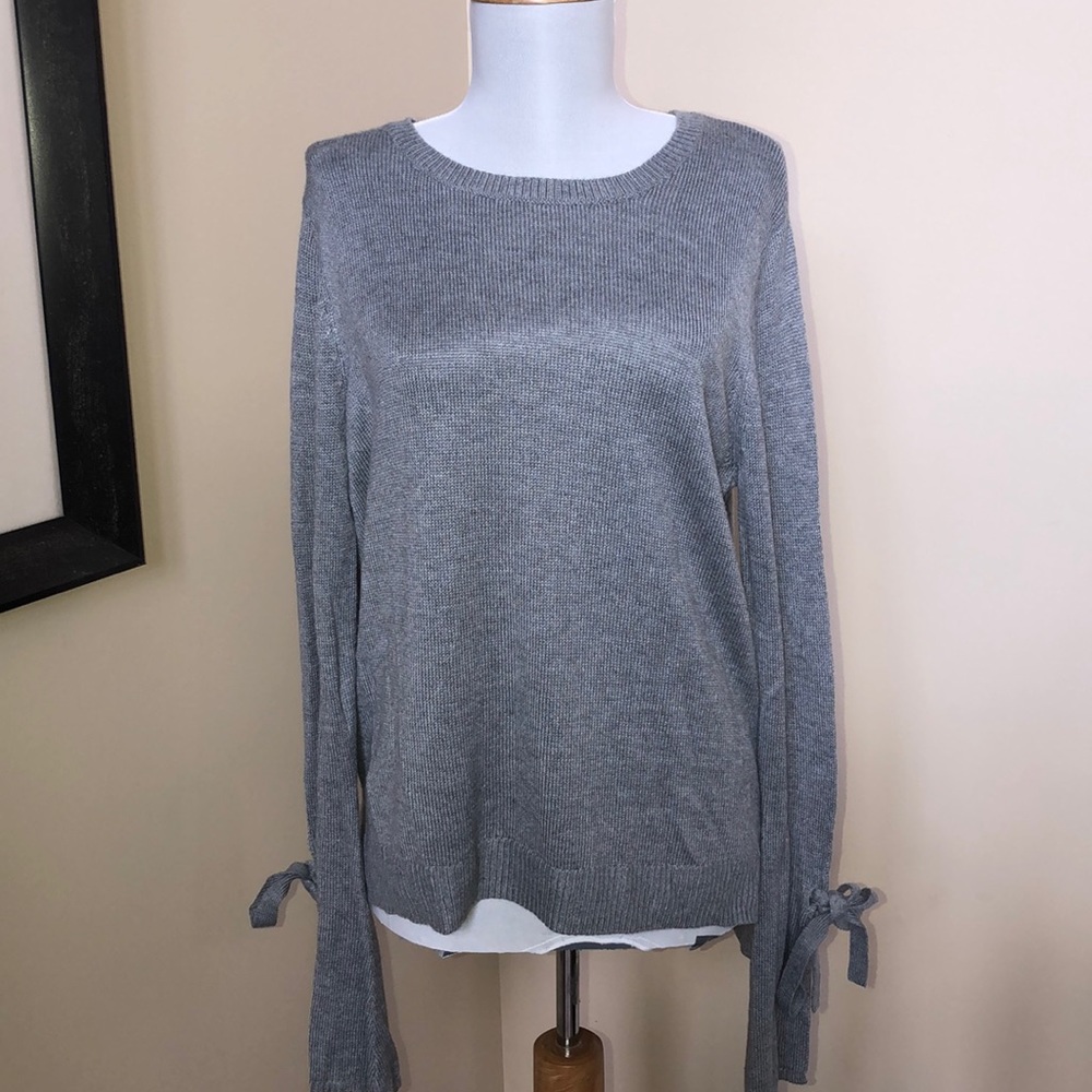 NWT Mossimo Grey Sweater with Bow Sleeves